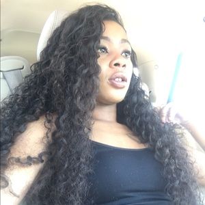 Meet your Posher, Nicole